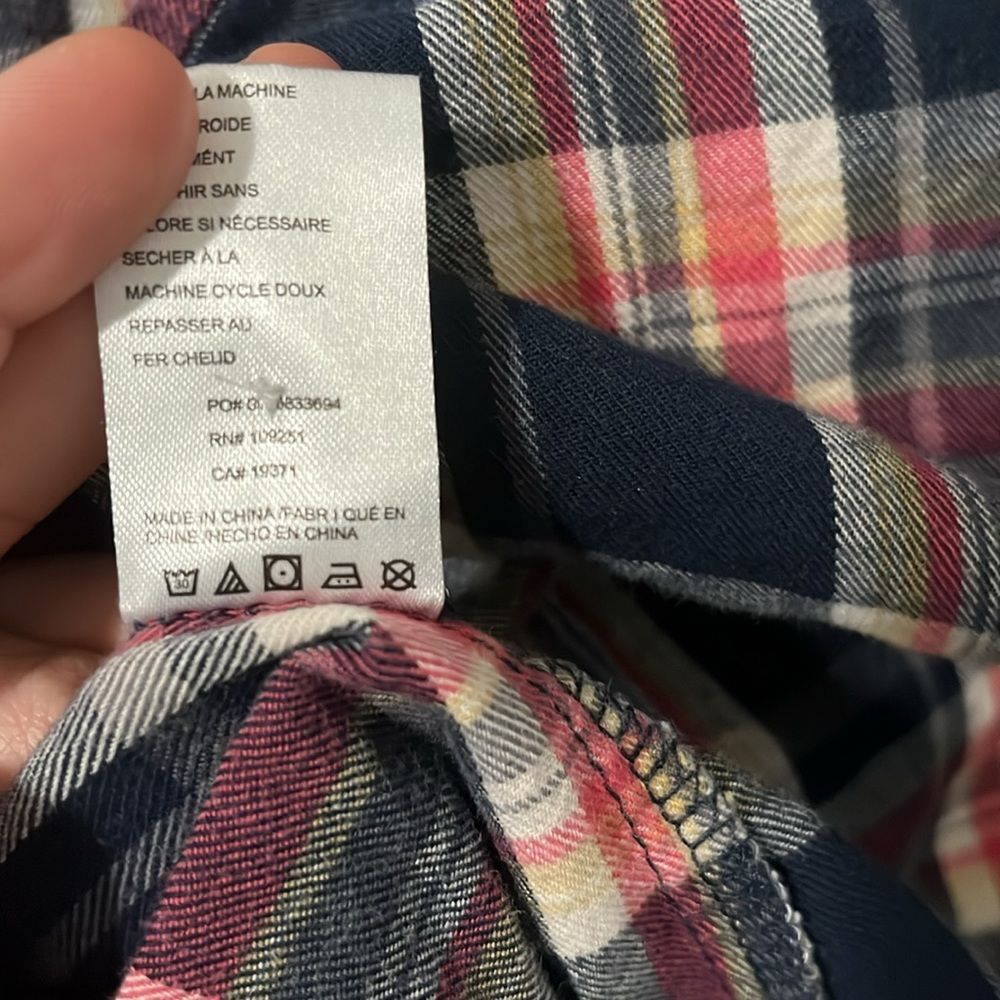 ANTHROPOLOGIE Isabella Sinclair Abilene Plaid Flannel Half Button Up, Size M - Picture 9 of 9